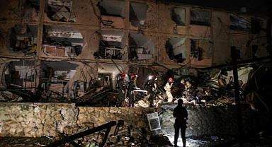 İran İsrail'e füze yağdırdı