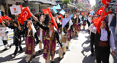2. SAMSUN TÜRK DÜNYASI ÇOCUK FESTİVALİ BAŞLADI