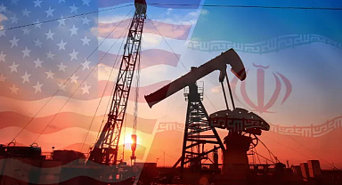 ABD İran gemisine el koydu, petrol fırladı