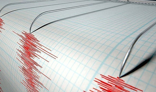 Antalya'da 4,7 büyüklüğünde deprem korkuttu