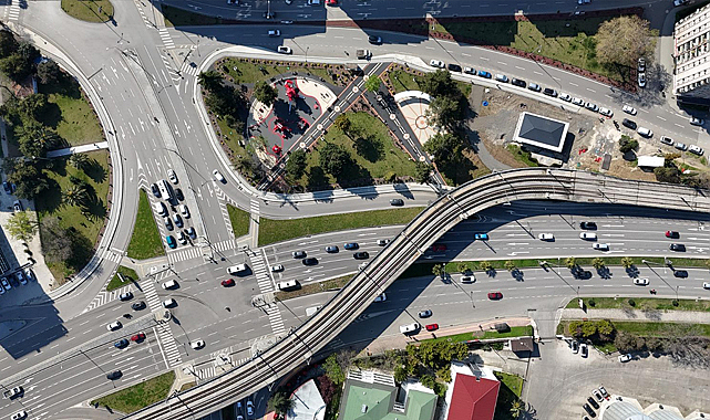 Büyükşehirin Gençlik Parkı Düzenlemesi Trafiği Rahatlattı