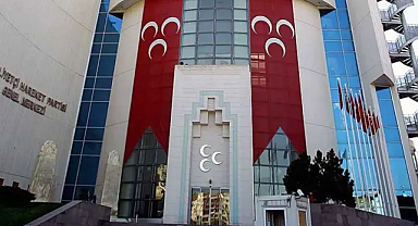 MHP'de İstanbul depremi: İl ve 39 ilçe teşkilatı feshedildi