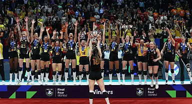 Avrupa’nın CEV Şampiyonlar Ligi finalinde 2 Türk takımı: VakıfBank 7. kez şampiyon
