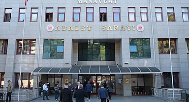 Baklava kutusunda rüşvete ceza yağdı