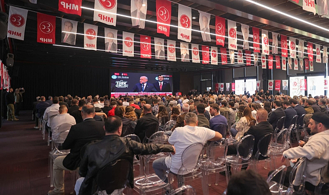 MHP İlkadım Kongresinde Yavuz Anuk Güven Tazeledi