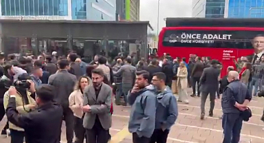Özgür Özel ve Kemal Kılıçdaroğlu destekçileri birbirlerine saldırdı