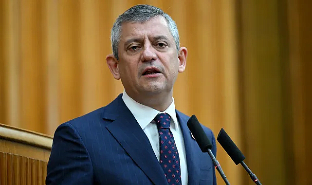 CHP'de Koltuk Savaşı: Özgür Özel ekibinin tamamı CHP PM'den istifa etti