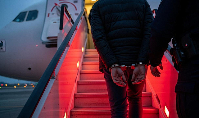 Kırmızı bültenle aranan 90 suçlu 16 ülkeden paketlenip getirildi