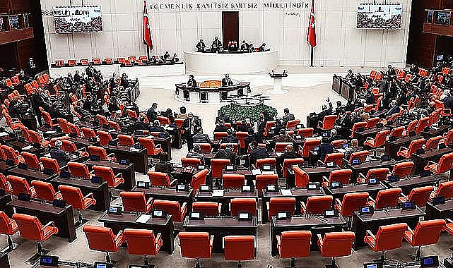 TBMM'ye tatil yok çalışmaya devam