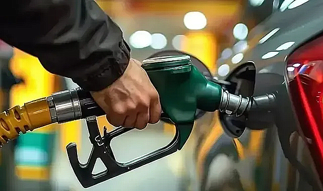 Benzine 1 lira 55 kuruş zam