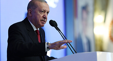 Cumhurbaşkanı Erdoğan: FETÖ tehlikesi devam ediyor, gaflete düşmeyeceğiz