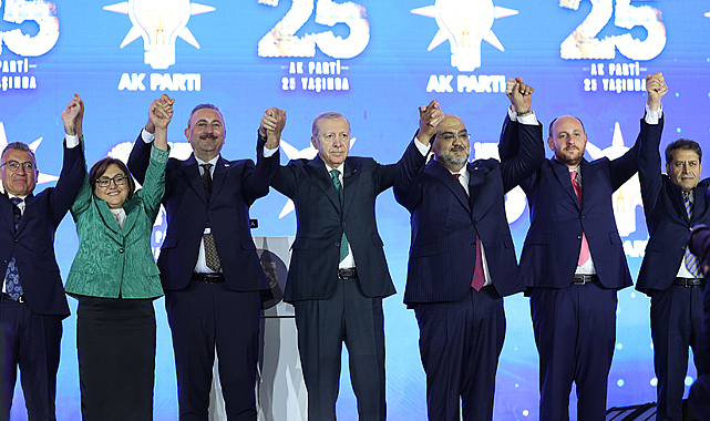 AK Parti'ye 3 milletvekili ve 7 belediye başkanı daha katıldı