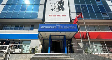 İzmir Menderes Belediyesine Yolsuzluk Operasyonu