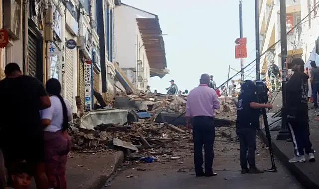 Kolombiya 7.4 deprem ile sarsıldı: Ülkede büyük hasar var