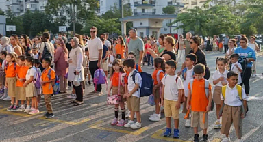 MEB'den çocuğu okula başlayan memur velilere idari izin