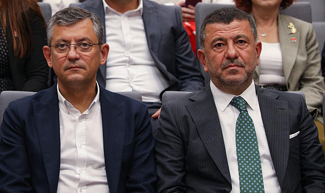 Özgür Özel ve Veli Ağbaba'nın 'rüşvet' fezlekesi Adalet Bakanlığında