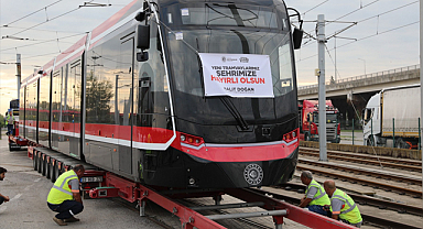Samsun'un yeni tramvayları gelmeye devam ediyor