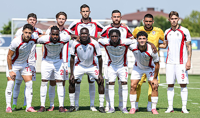 Samsunspor hazırlık maçında Kasımpaşa ile karşılaştı