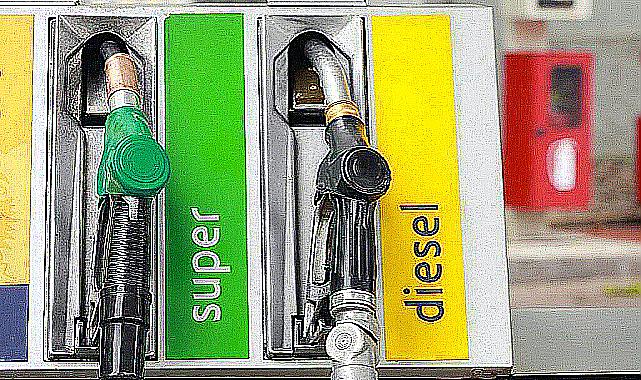 Benzine 3.20 lira zam geldi, motorine 6.62 lira zam geliyor