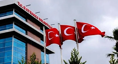 Bayraklı Belediyesine yolsuzluk operasyonu: 45 gözaltı