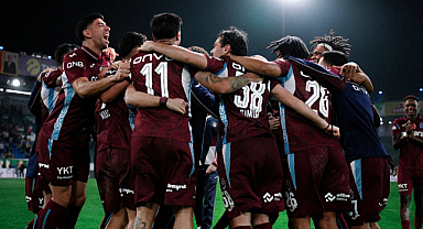 Karadeniz derbisinde gol yağmuru: Trabzonspor 2-0'dan geri döndü